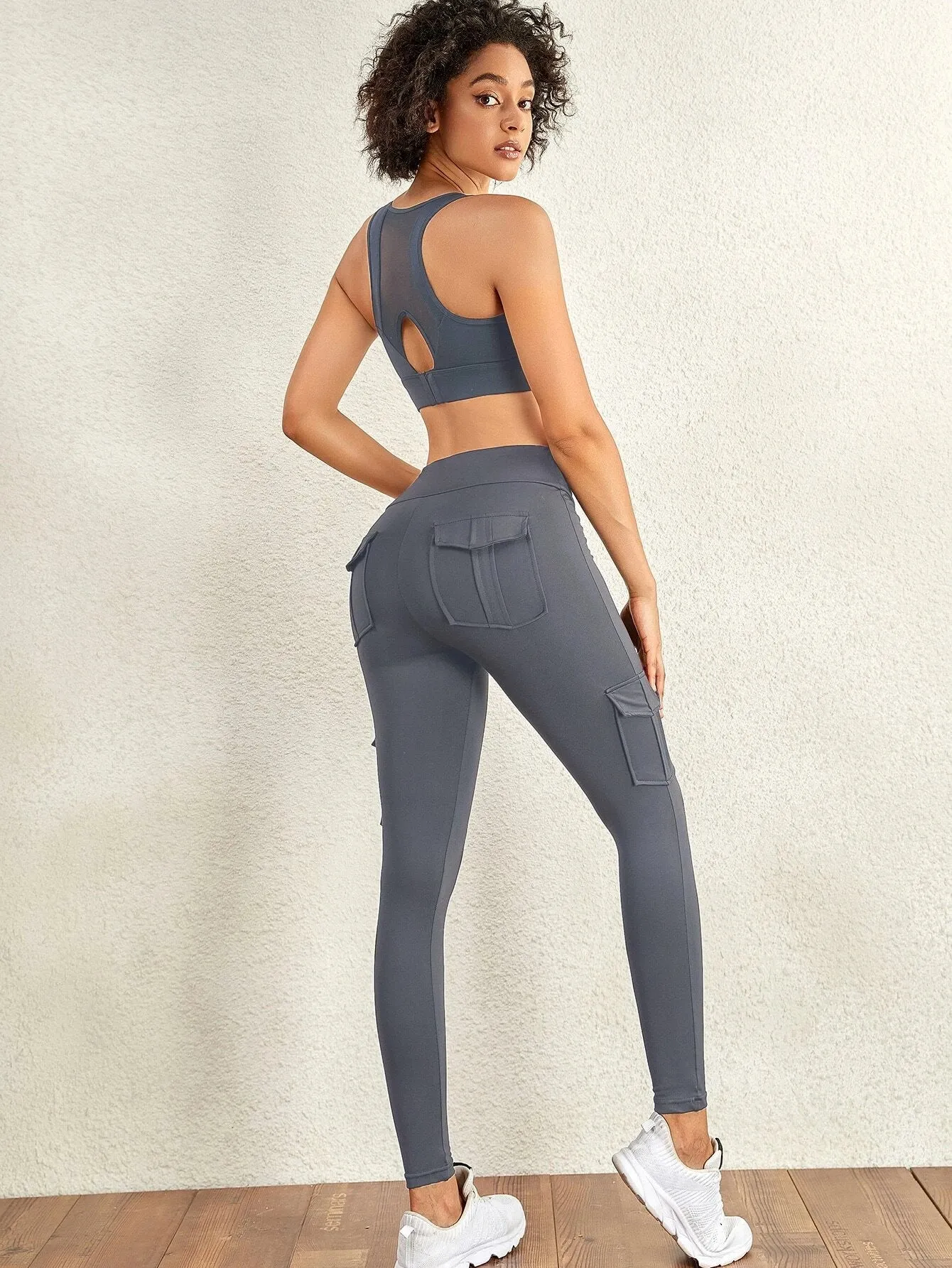 4 Pockets Yoga Cargo Pants