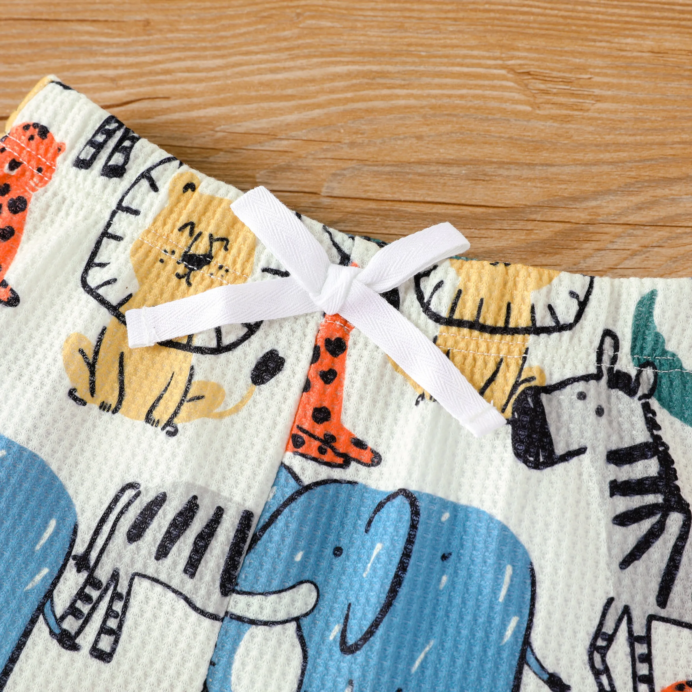 Baby Boy 2pcs Animal Print Tee and Shorts Set