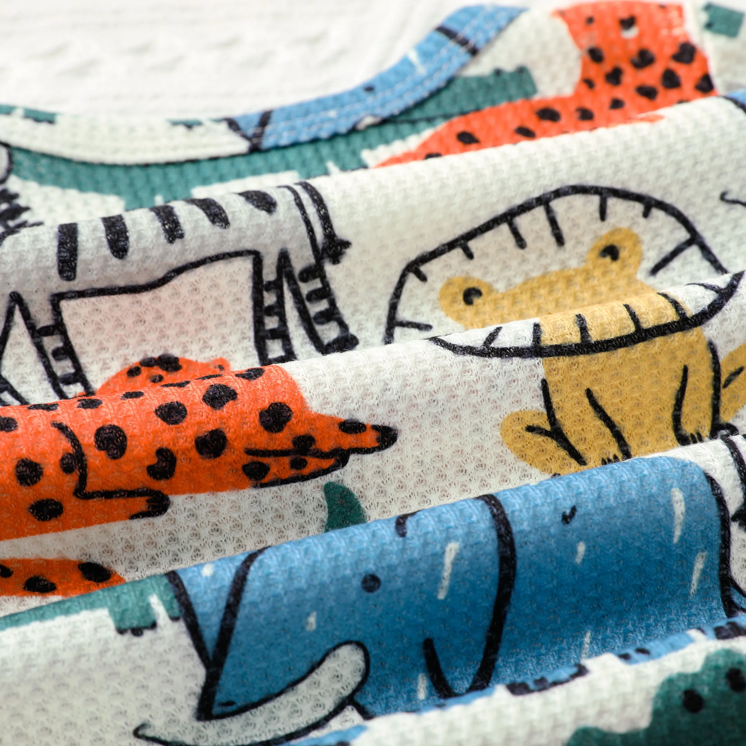 Baby Boy 2pcs Animal Print Tee and Shorts Set