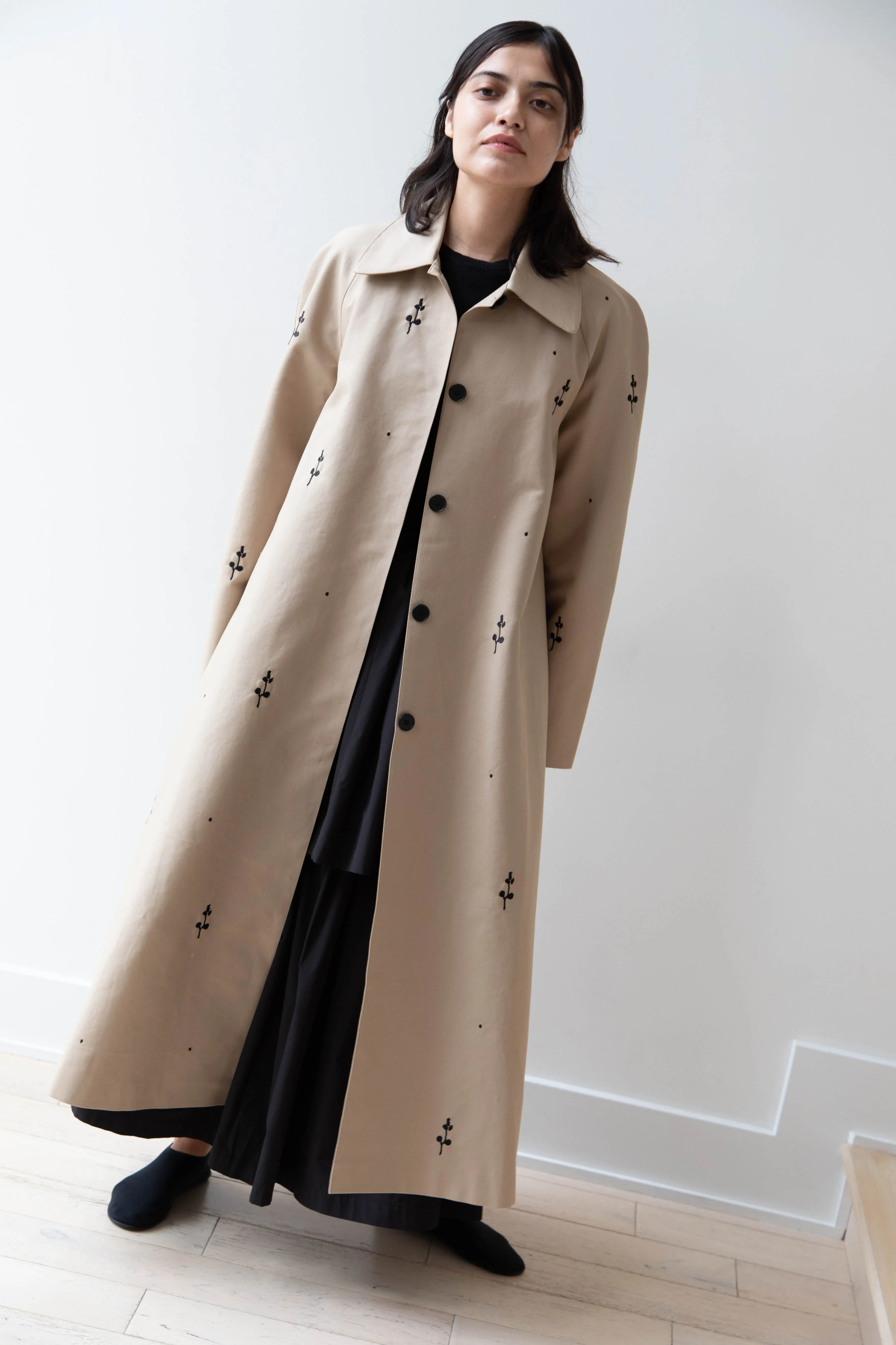 Delegan | Trench Coat with Embroidery in Beige & Black
