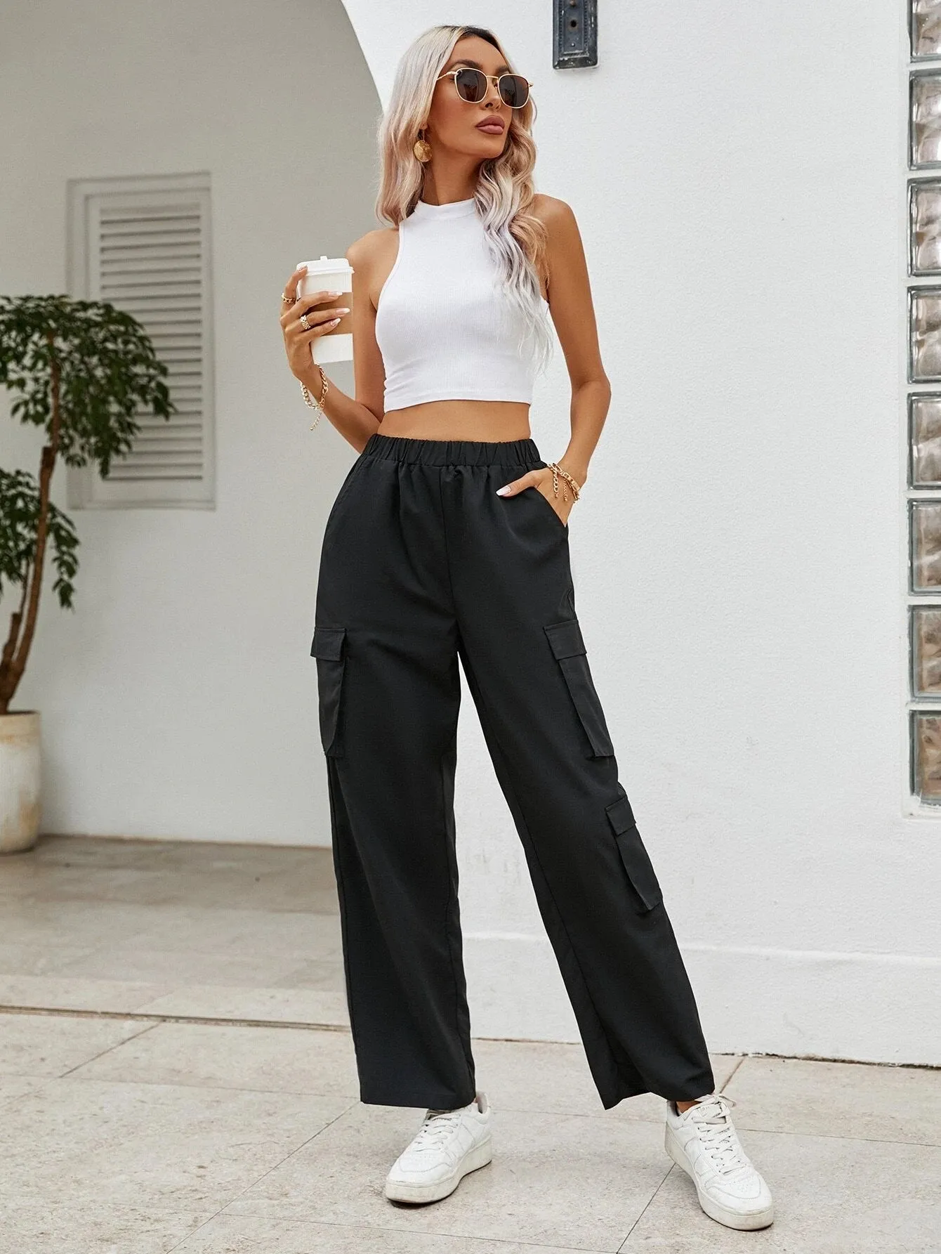 Elastic Waist Flap Pocket Side Cargo Pant