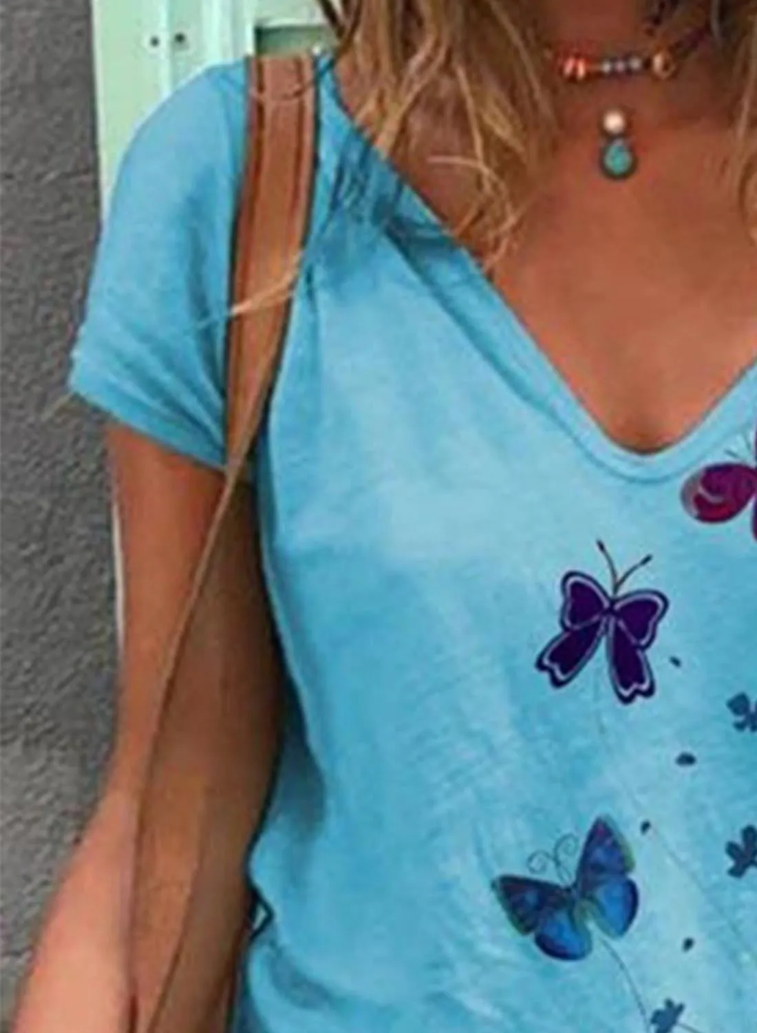 Women's V Neck Butterfly Print Ladies T-shirts
