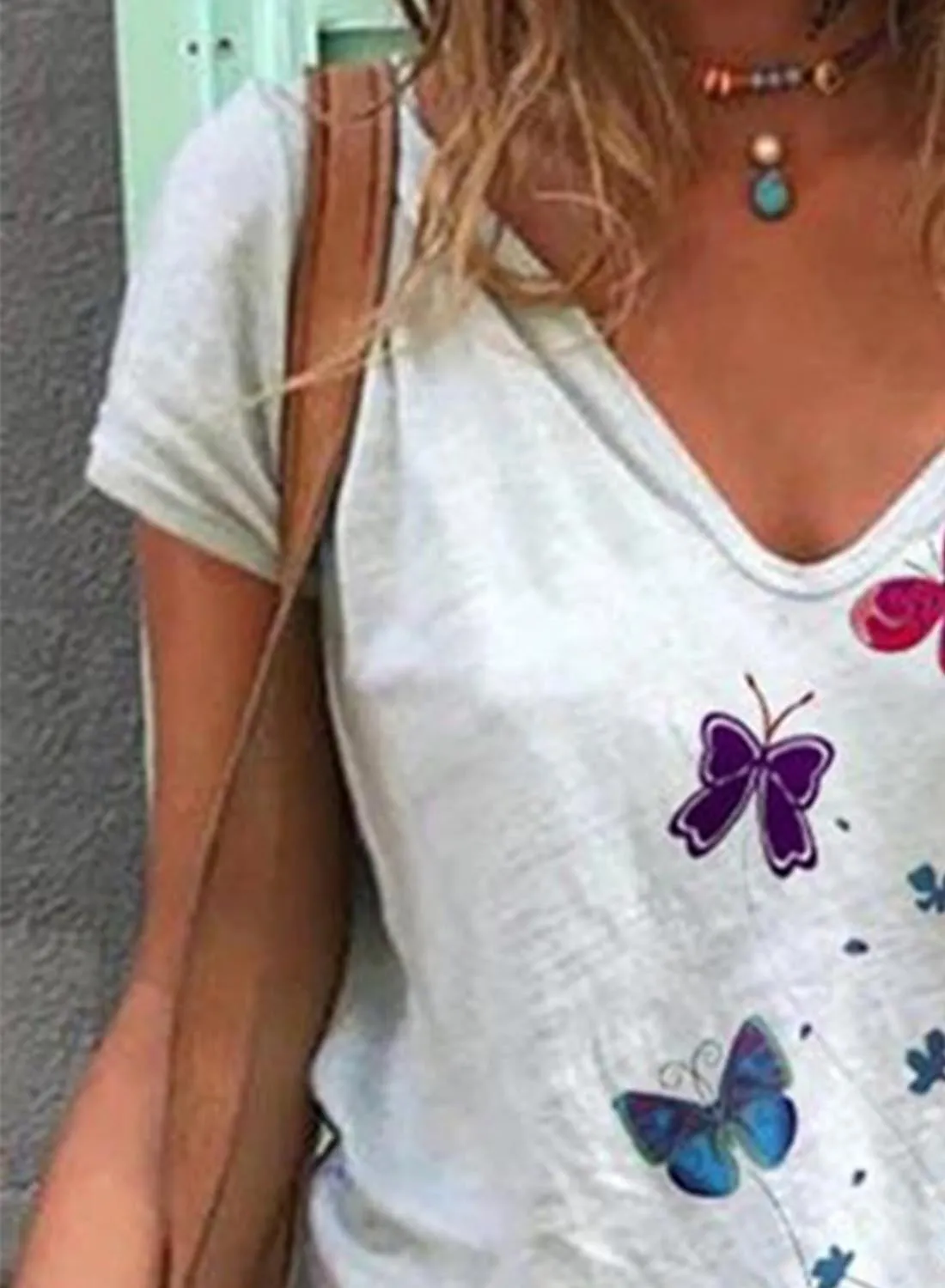 Women's V Neck Butterfly Print Ladies T-shirts